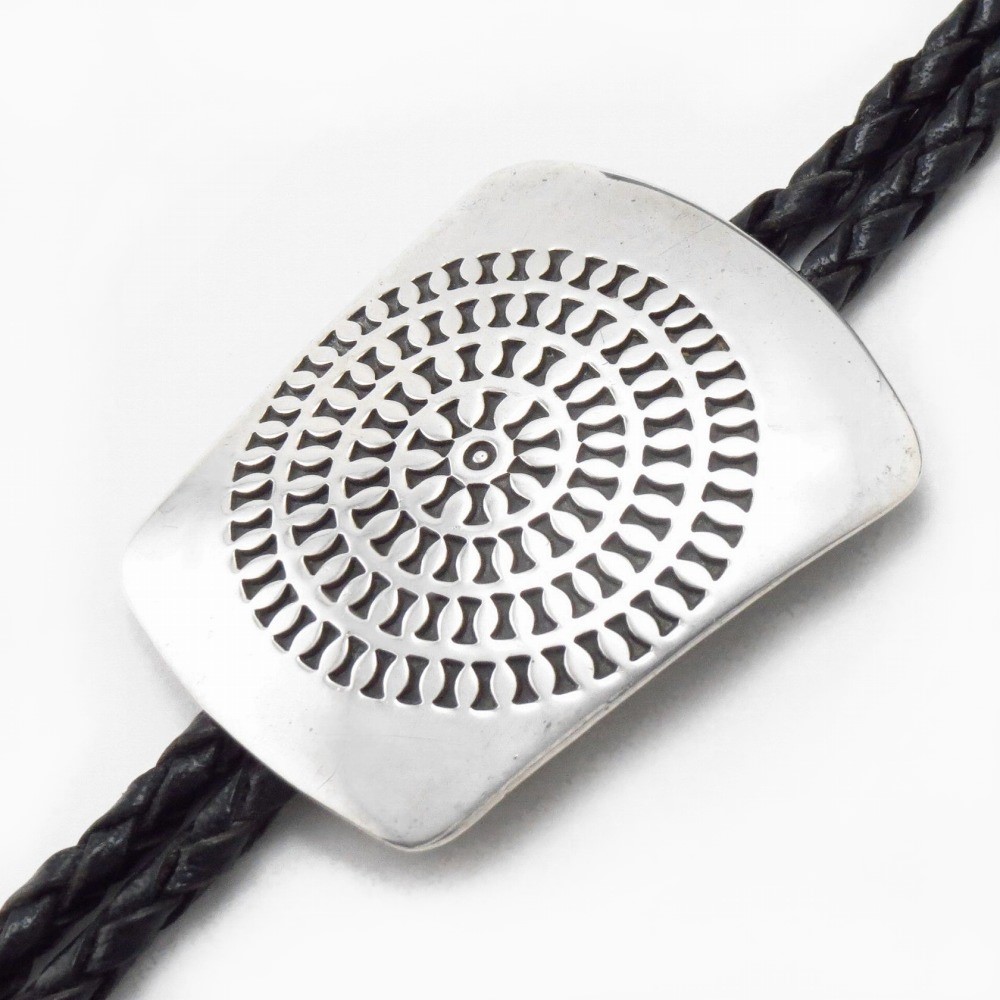 【Cippy CrazyHorse】Cochiti Stamped Concho Clasp Bolo c.1980~